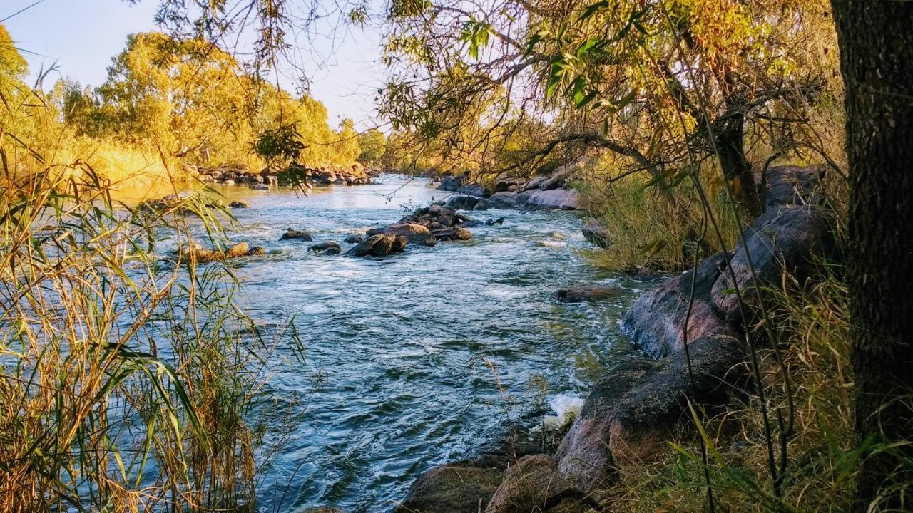 Гостьовий будинок Otters' Haunt Eco Retreat Парис Екстер'єр фото